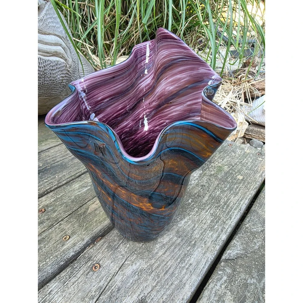 HGT Home Design Art Glass Handkerchief‎ Vase Blue Purple Swirl Ruffled Rim 10in